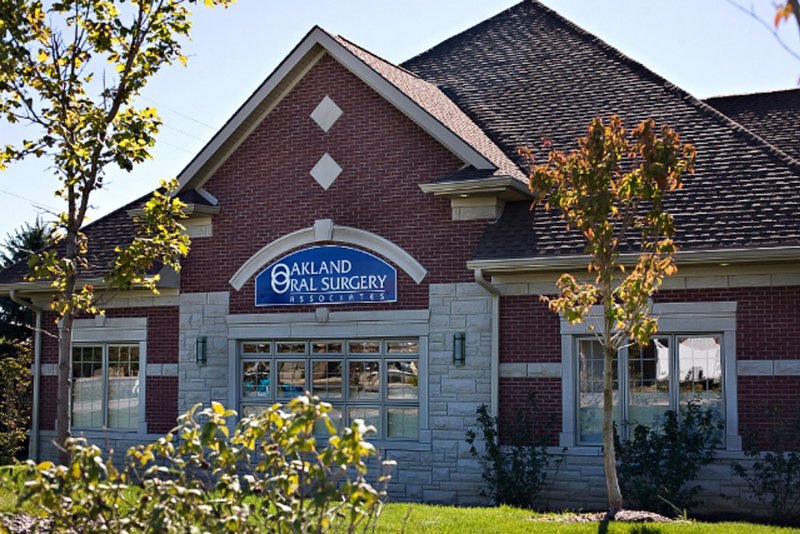 Novi office building 